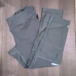 Nobull pace crop nwt